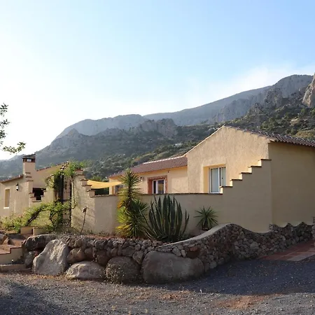 Holiday home Casa John Y Paqui El Chorro