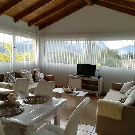 Casa John Y Paqui Holiday home *